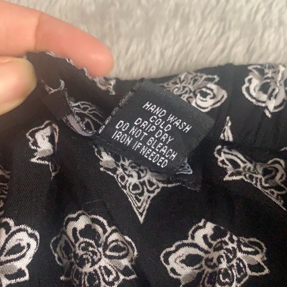 Cute black and white romper - Picture 5 of 5